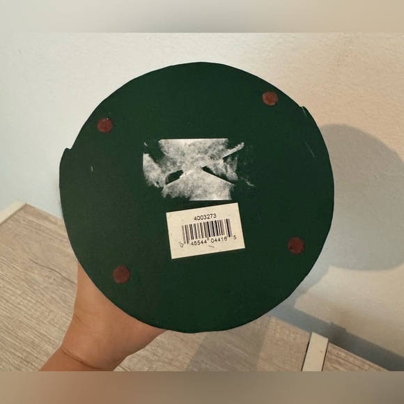 Jim Shore 2005 Heartwood Creek "A Star Shall Guide Us" Angel Nativity Figurine - Picture 10 of 11